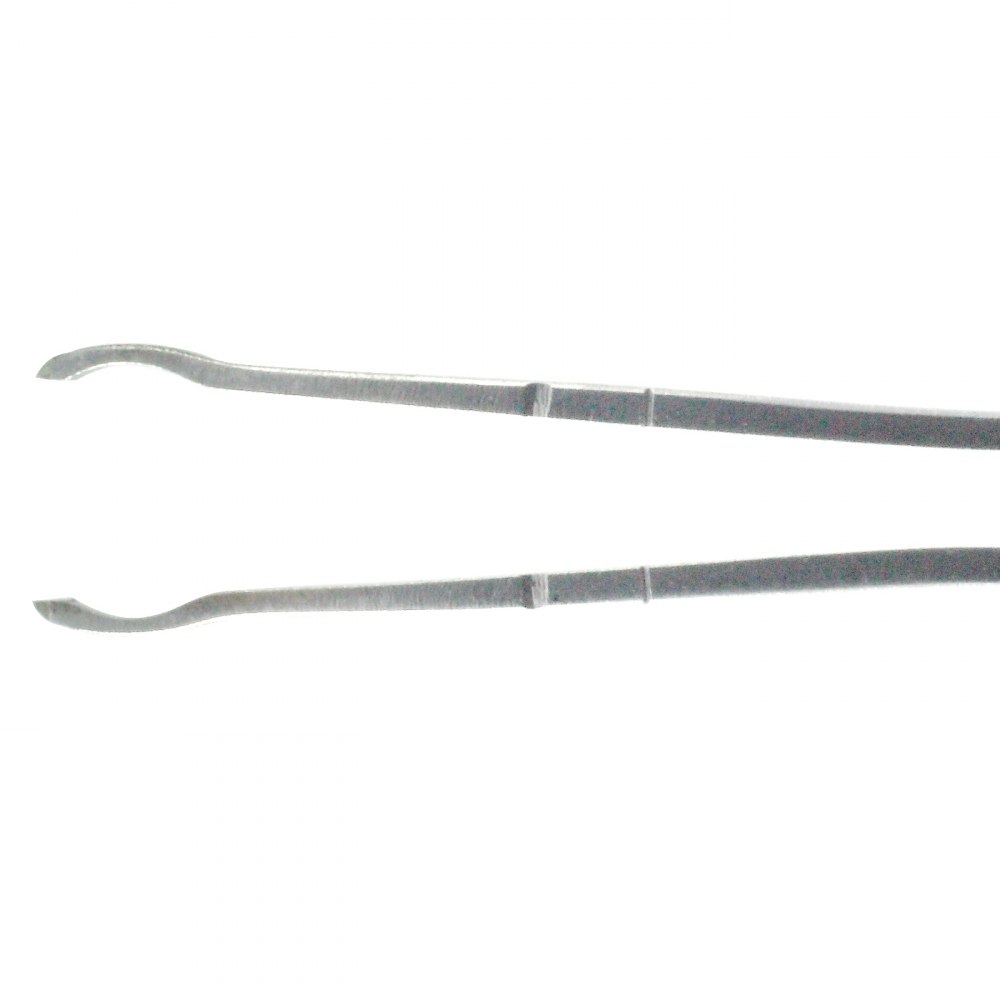Crossed action forceps